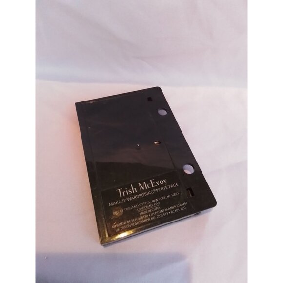 Trish McEvoy Makeup Wardrobing Petite Page Bronzer Blush Finishing Powder - Picture 3 of 3